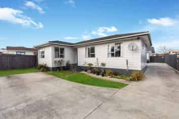 13 Harwell Place, Mangere