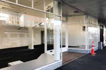 Hillside Road Retail/Offices 37m2 to 105m2