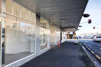 Hillside Road Retail/Offices 37m2 to 105m2