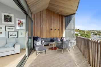 64 Ira Street, Miramar