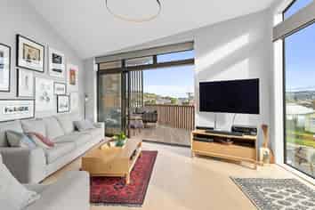 64 Ira Street, Miramar