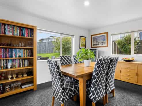 3A Sispara Place, Beach Haven