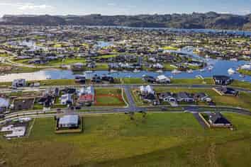 21 Onerere Drive, Whitianga