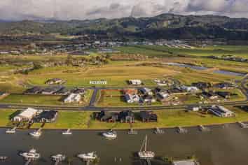 21 Onerere Drive, Whitianga