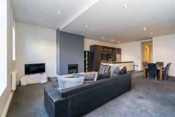 2/49 Bond Street, Dunedin Central