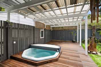 36 Weatherly Road, Torbay