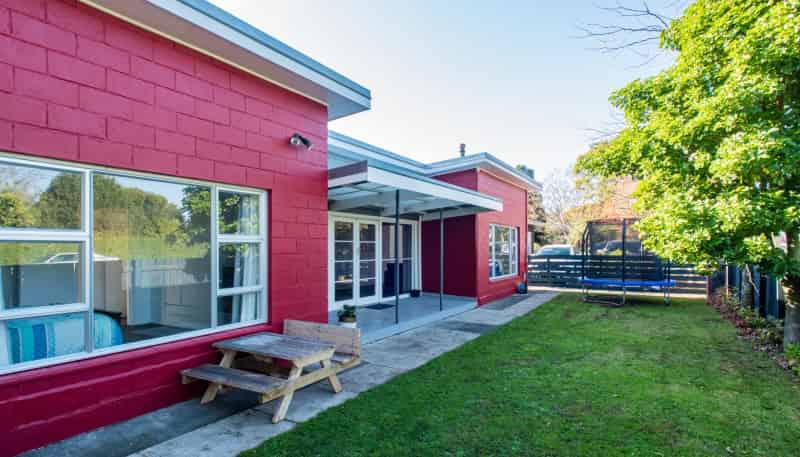 215 Stout Street, Mangapapa