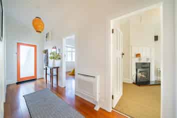 13 Jessie Street, Petone