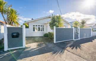 13 Jessie Street, Petone