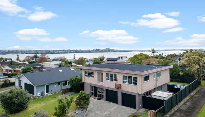 8 Melissa Place, Farm Cove