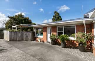 1/49 Felton Mathew Avenue, Saint Johns