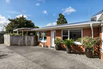 1/49 Felton Mathew Avenue, Saint Johns