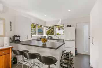 1/49 Felton Mathew Avenue, Saint Johns