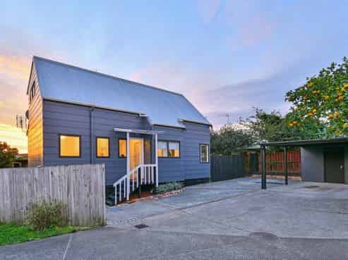 2/19 Ferguson Street, Mangere East