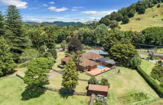 571 Ngunguru Road, 