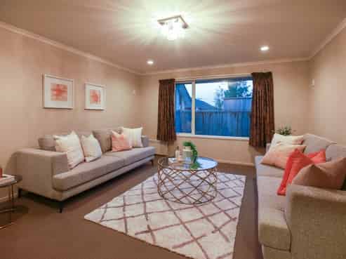 7 Millie Place, Huntington