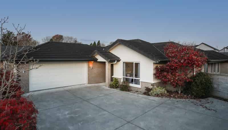 7 Millie Place, Huntington