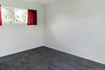 8 Lomas Place, Manurewa