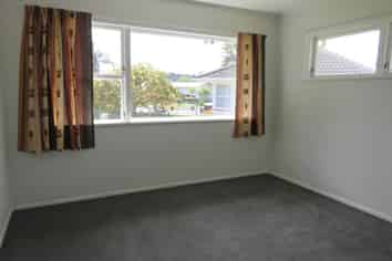 8 Lomas Place, Manurewa