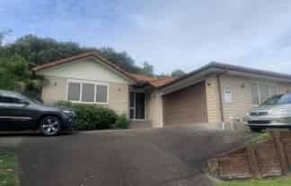 140 Castlewold Drive, Bethlehem