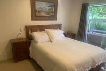 140 Castlewold Drive, Bethlehem