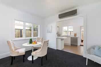 16 Martin Avenue, Mount Albert