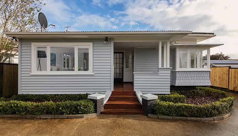 16 Martin Avenue, Mount Albert