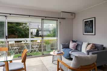 69M Woodward Road, Mount Albert