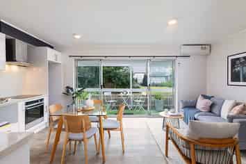 69M Woodward Road, Mount Albert