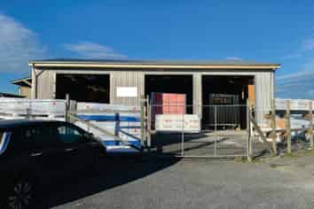 New Industrial building for Lease Hamilton Lake