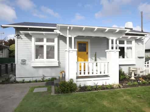 305 Riverslea Road North, Parkvale