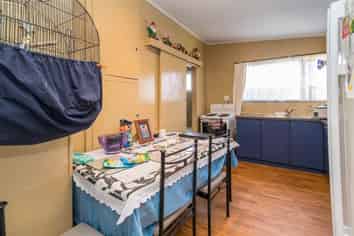 34 Baker Street, Caversham