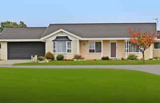 4A Spriggs Crescent, Greenmeadows