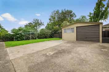 4 Rainbow Pl, Wattle Downs