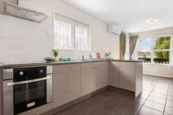 4 Rainbow Pl, Wattle Downs