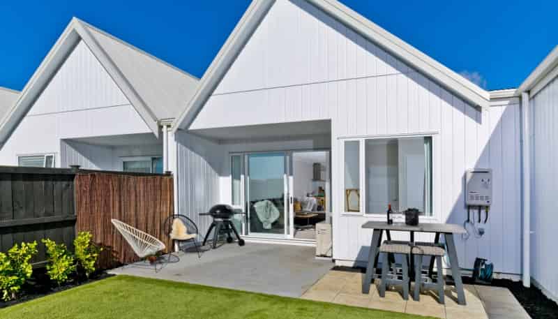 38B Taikura Ave, Red Beach