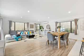 2/41 Fairmount Road, Titirangi