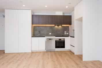 411/3 Kaipiho Lane, Albany