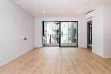 411/3 Kaipiho Lane, Albany