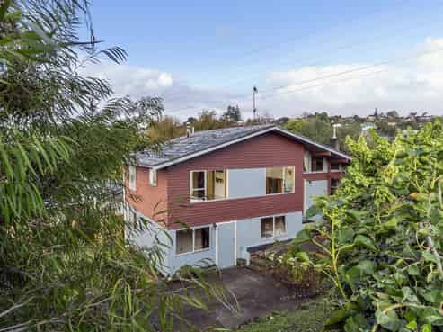 44 Totaravale Drive, Totara Vale