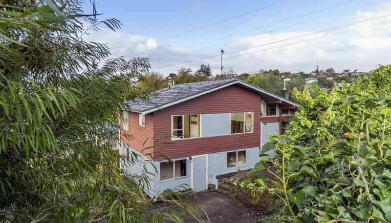 44 Totaravale Drive, Totara Vale