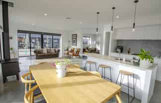 38 Stratford Drive, Pisa Moorings, 