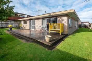 20B Steeple Rise, Pakuranga