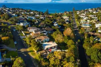 12 Korotaha Terrace, Rothesay Bay