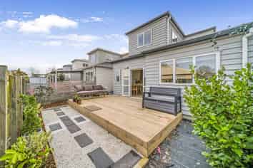 41 Divide Loop, Takanini