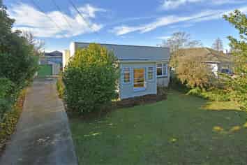 28 Brookside Terrace, Bryndwr