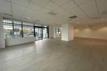CBRE – High Quality Ellerslie Office