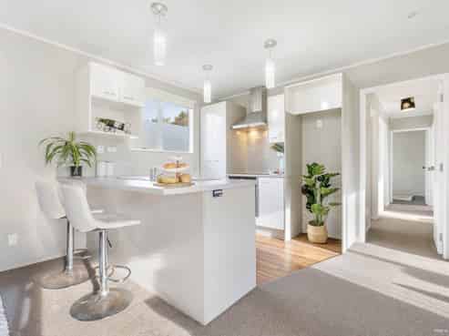 2/10 Norrie Smith Avenue, Flat Bush