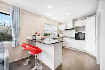 26 Speyside Crescent, Flat Bush