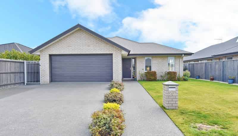 23 Brockelbank Drive, 